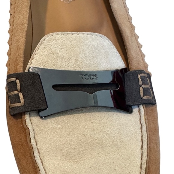 TOD’S Suede Leather Metal Buckle Loafer Tan/Cream/Brown Women’s 7.5US (37.5EU) - Picture 5 of 9